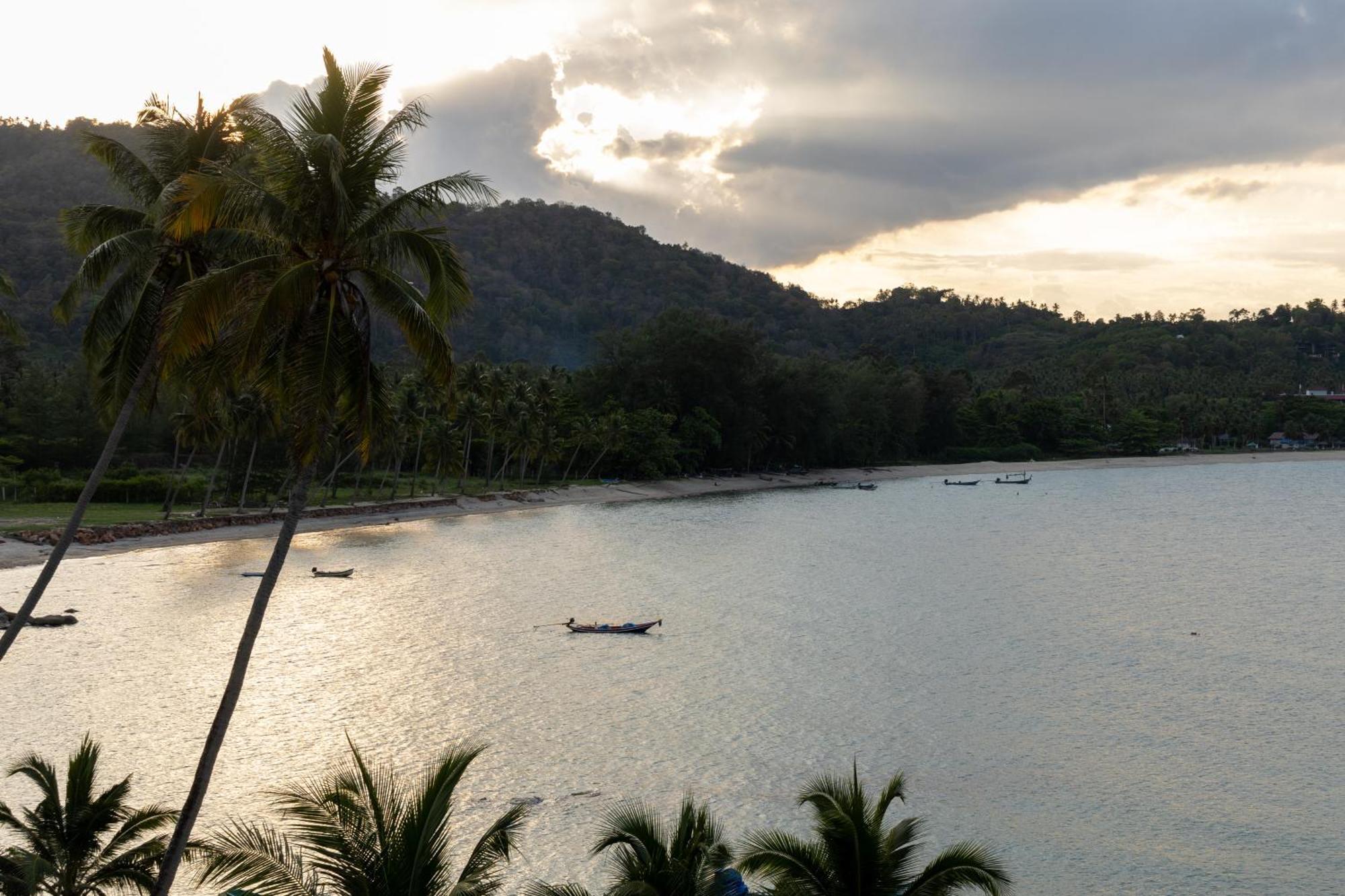 X-Sea Khanom Harbor Bay Resort Exterior photo